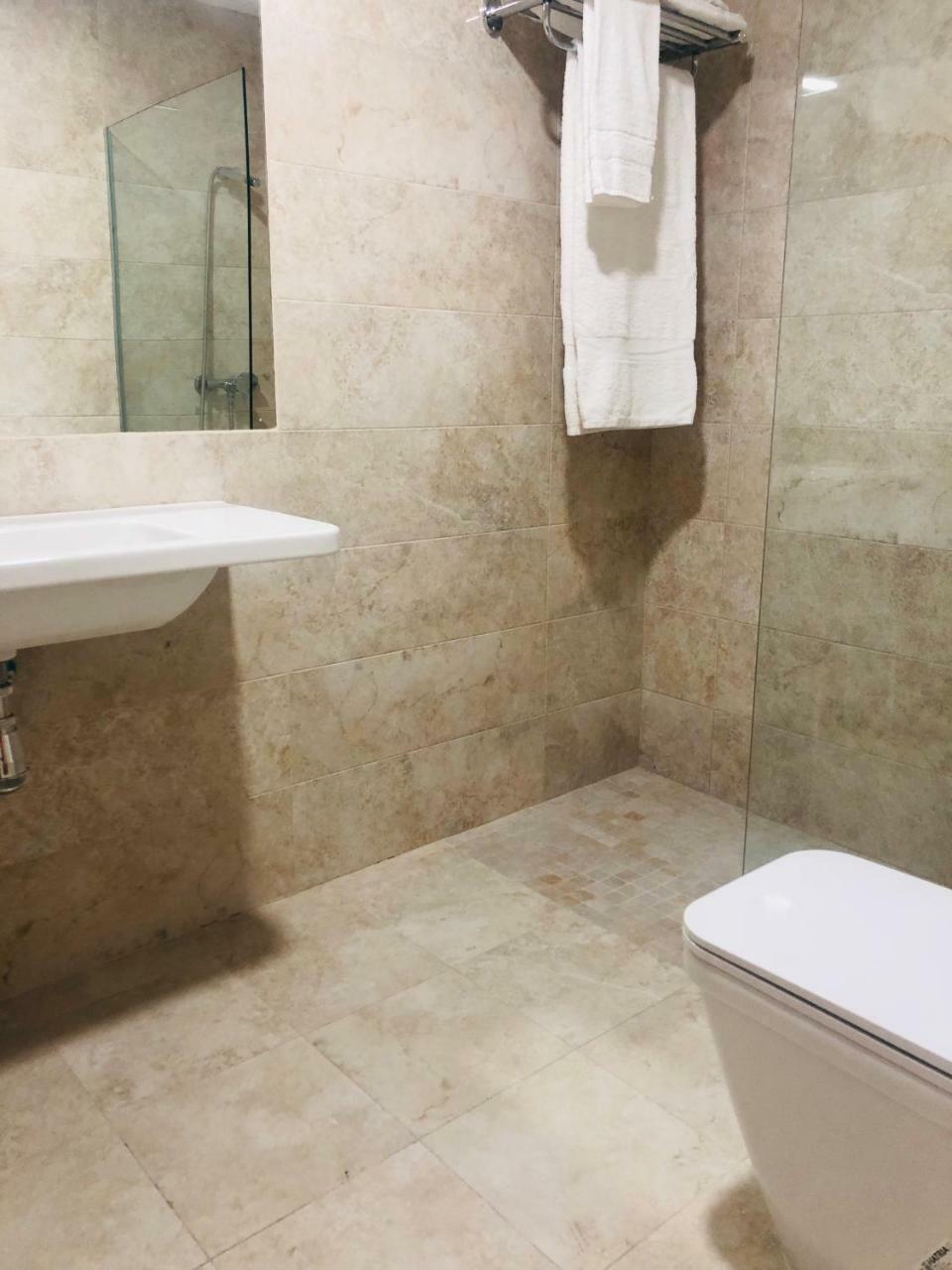 อปาร์ตาเมนโต ปูเอนเต โรมาโน ปอร์ตัล 4 1-บี Apartment ซาลามังกา ภายนอก รูปภาพ